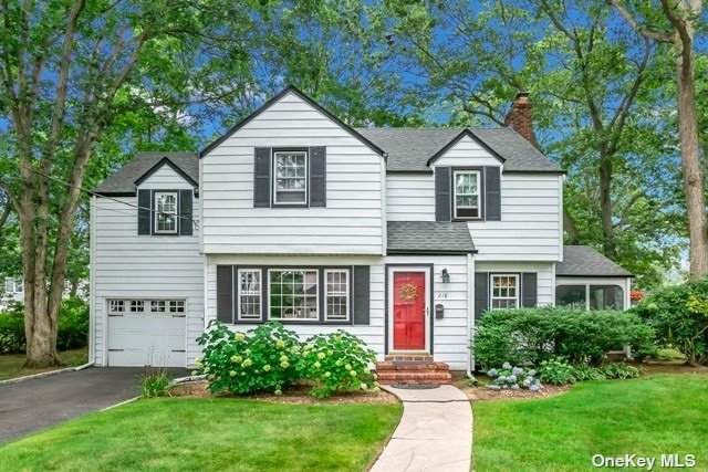 218 Commonwealth Avenue - Photo 1