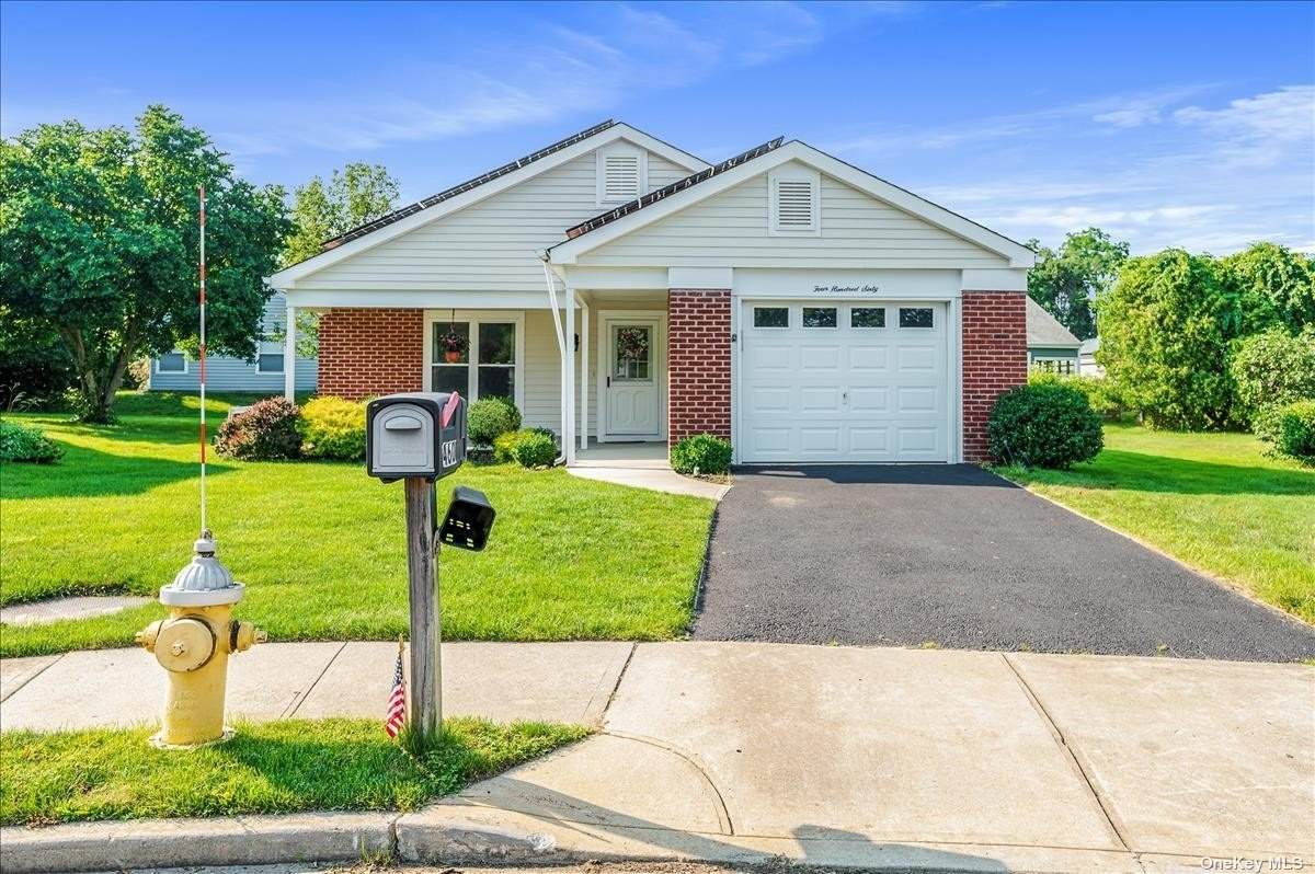 460 Summerwood - Photo 1