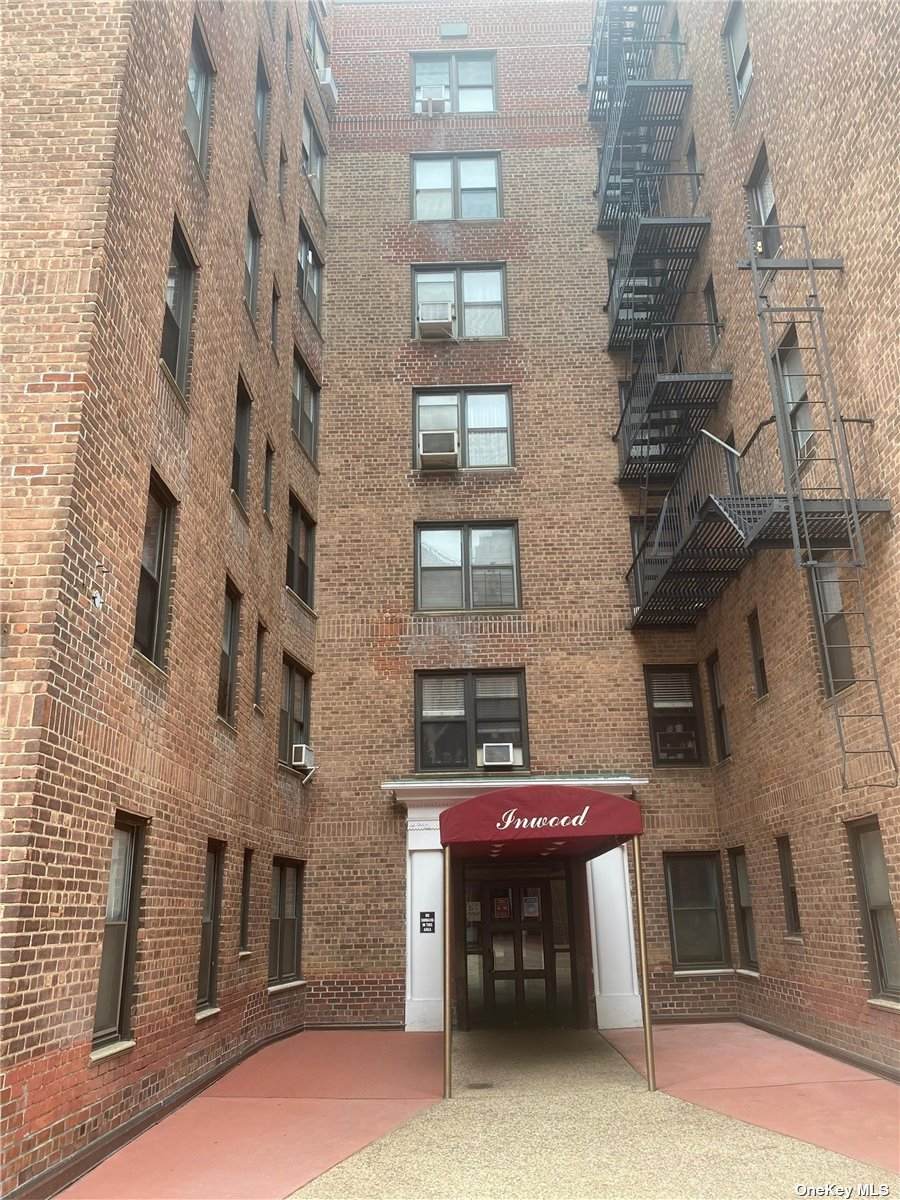 83-75 Woodhaven Blvd - Photo 1