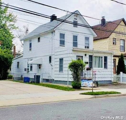 46 Jamaica Avenue - Photo 1