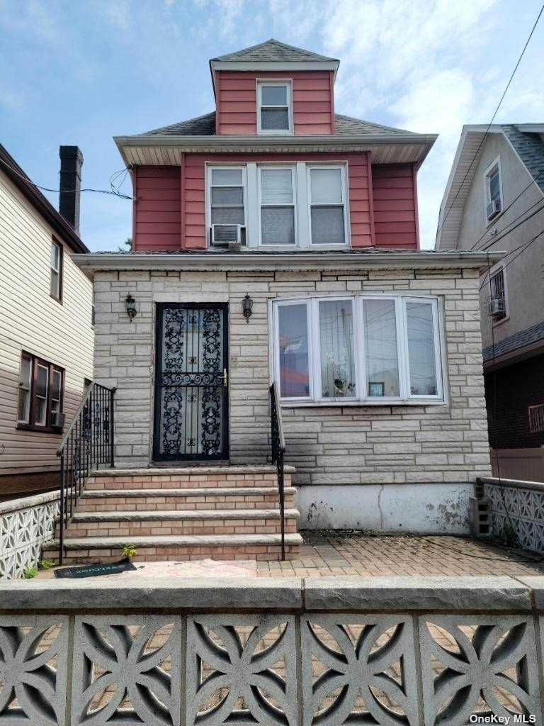 138-24 95th Ave - Photo 1