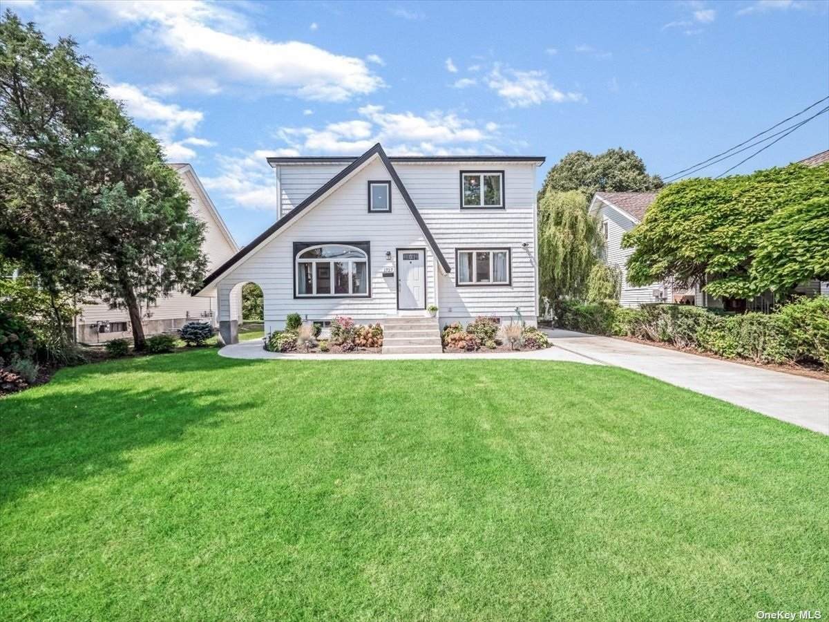 1727 Yale Road - Photo 1