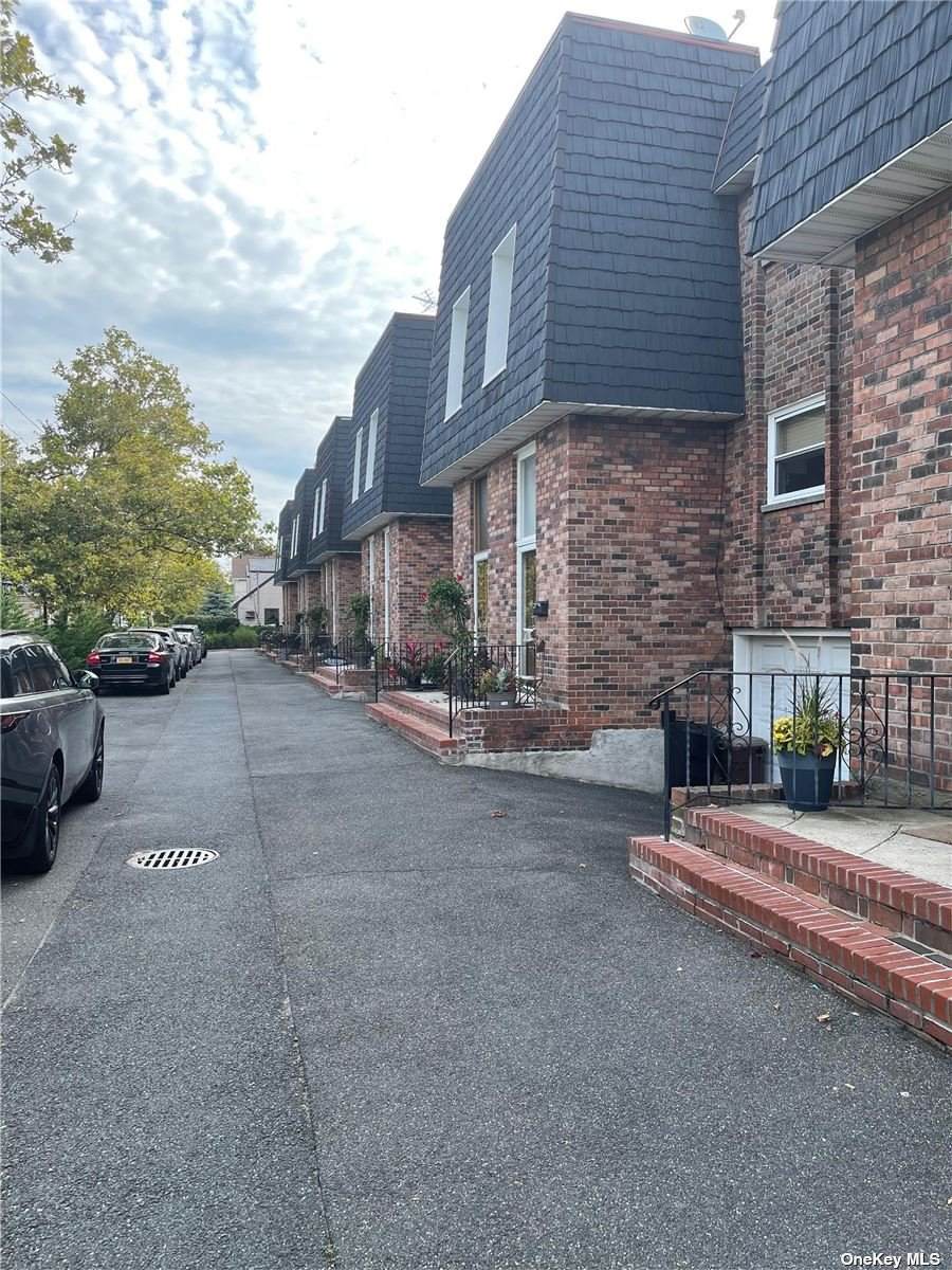 1505 Broadway #3 - Photo 1