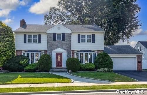 40 Surrey Lane - Photo 1