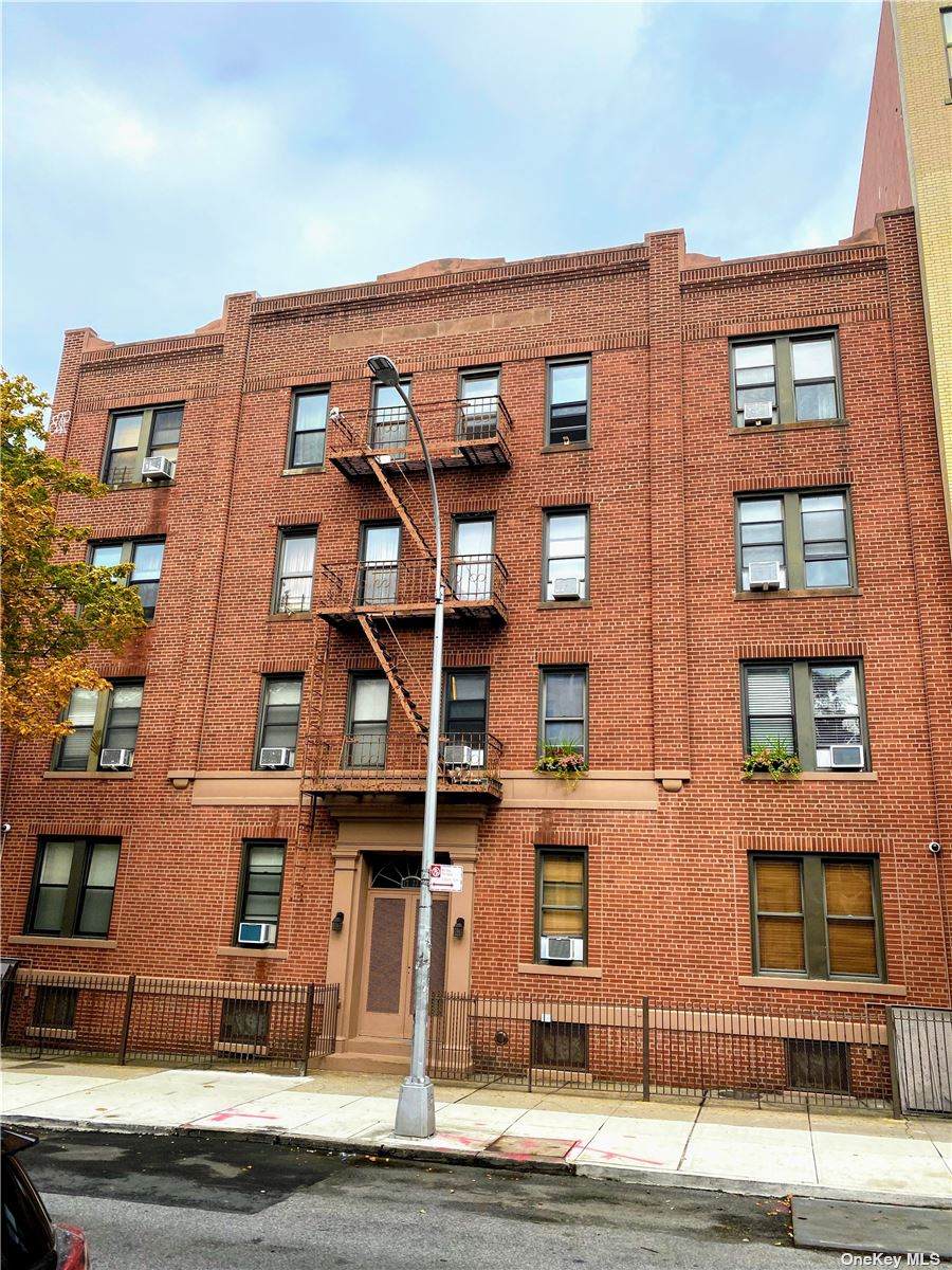 17-23 Woodbine Street - Photo 1