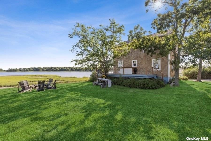 25 Bayview Avenue - Photo 1