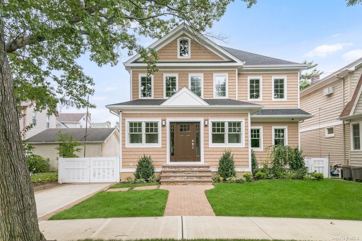 27 Childs Avenue - Photo 1