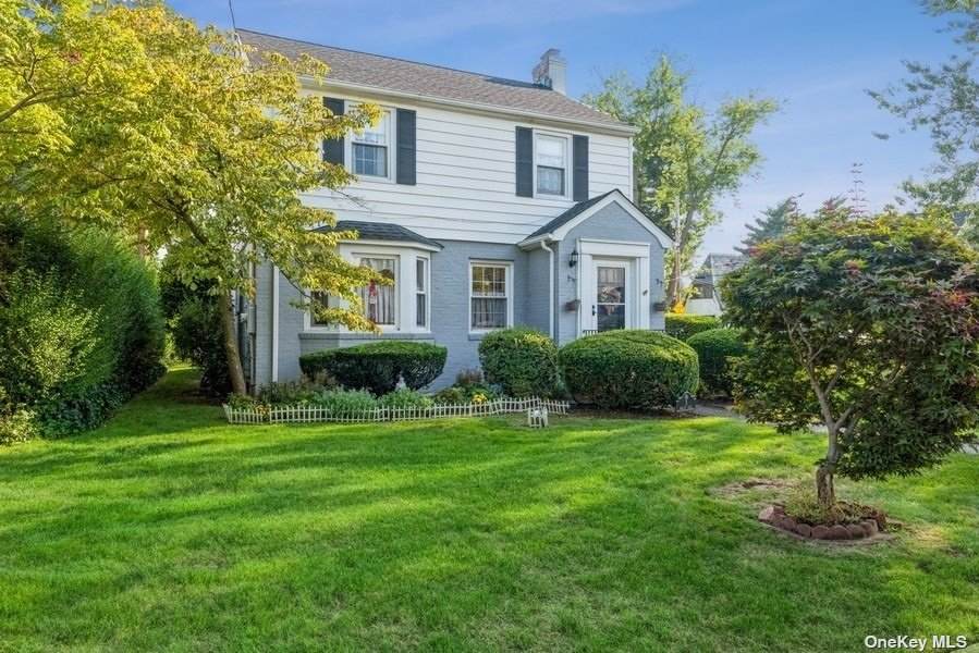 5 Warren Boulevard - Photo 1