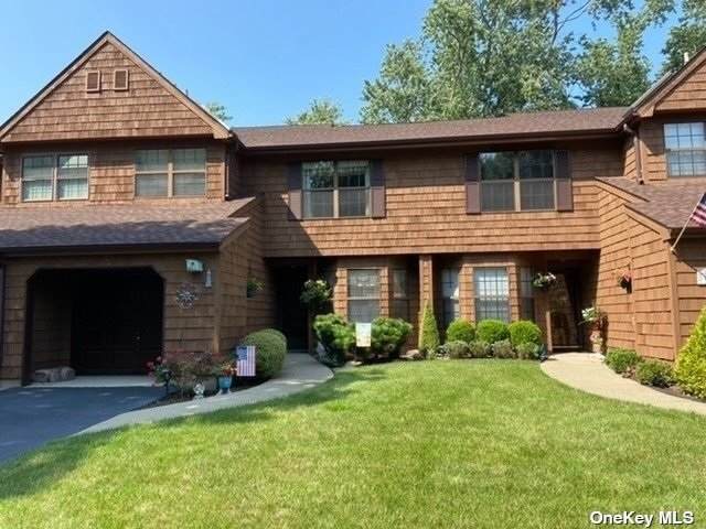 15 Sutton Place - Photo 1