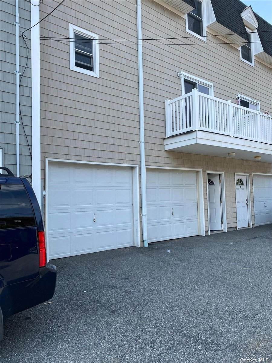 420 Corona Avenue - Photo 1