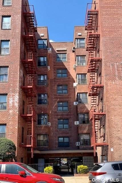32-22 89 Street - Photo 1