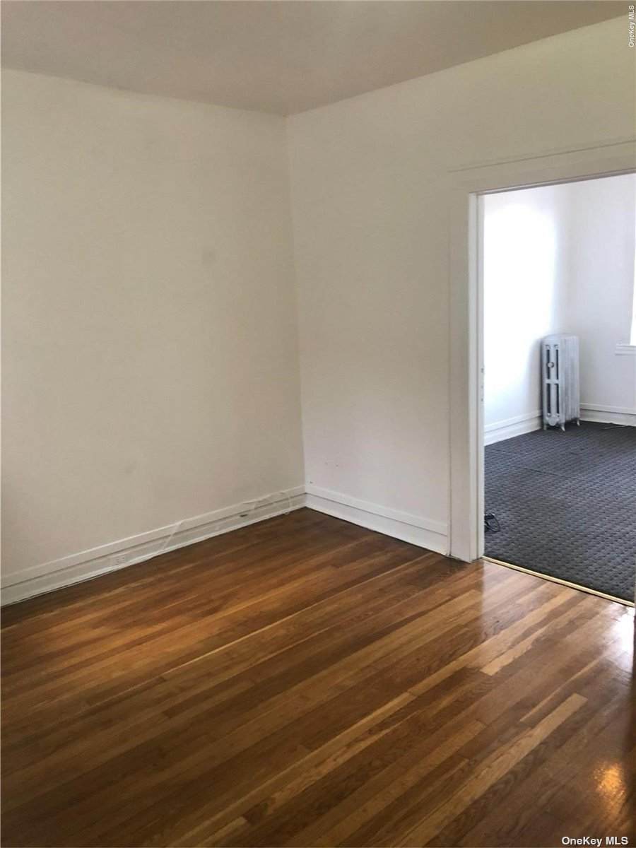 218-84 Hempstead Avenue - Photo 1