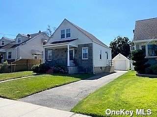 678 Lafayette Avenue - Photo 1