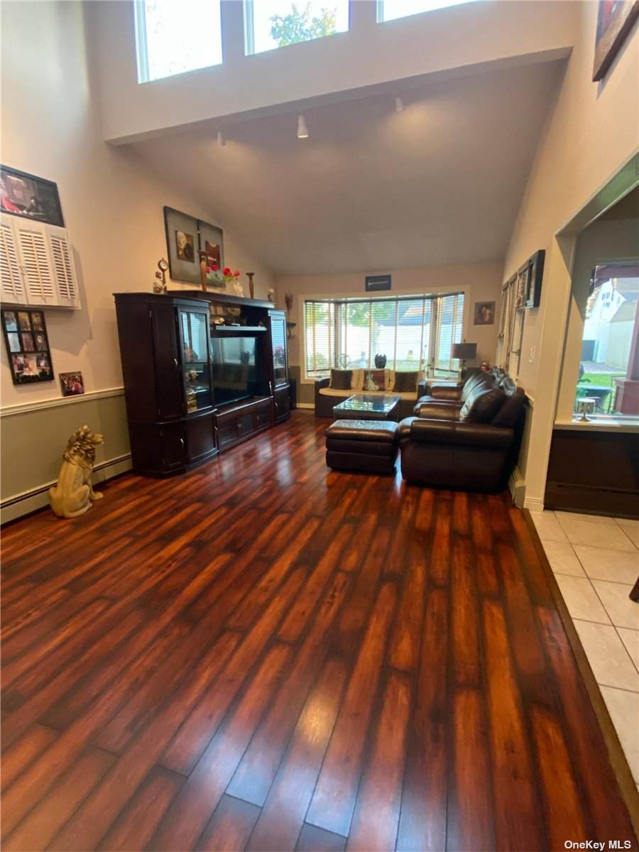 42 Tardy Lane - Photo 1