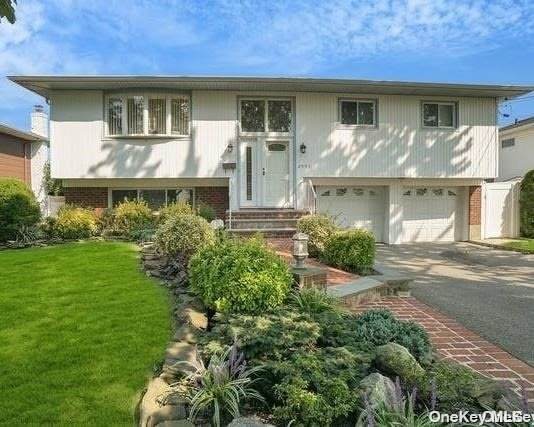 2993 Islip Court - Photo 1