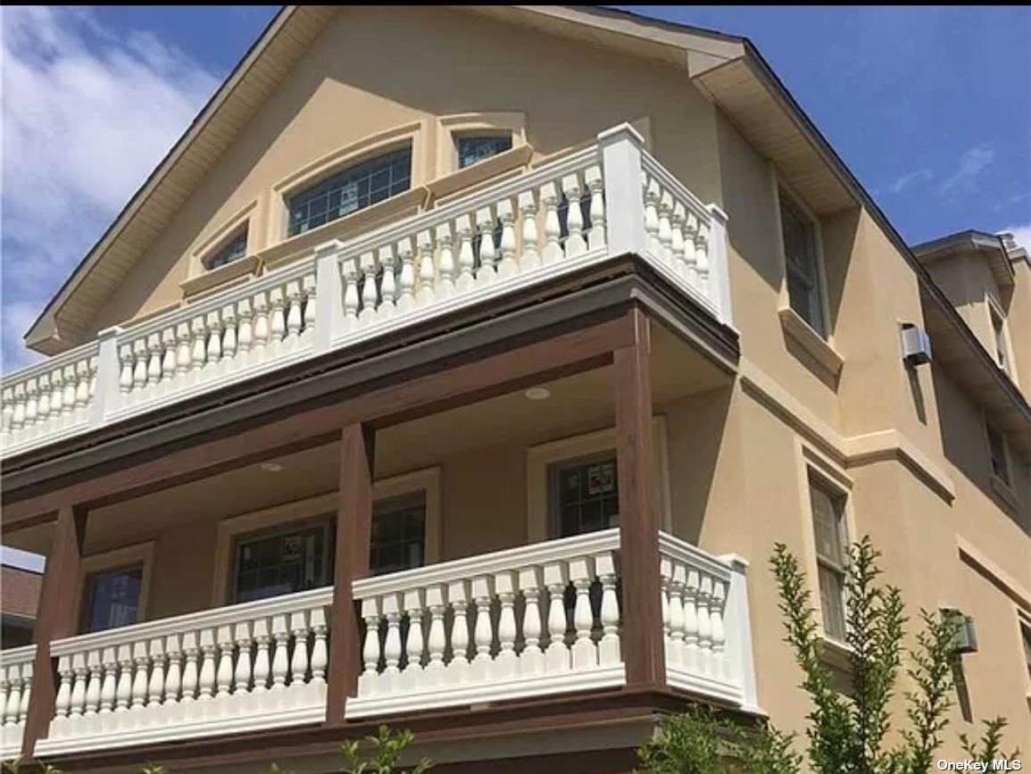621 Olive Street - Photo 1