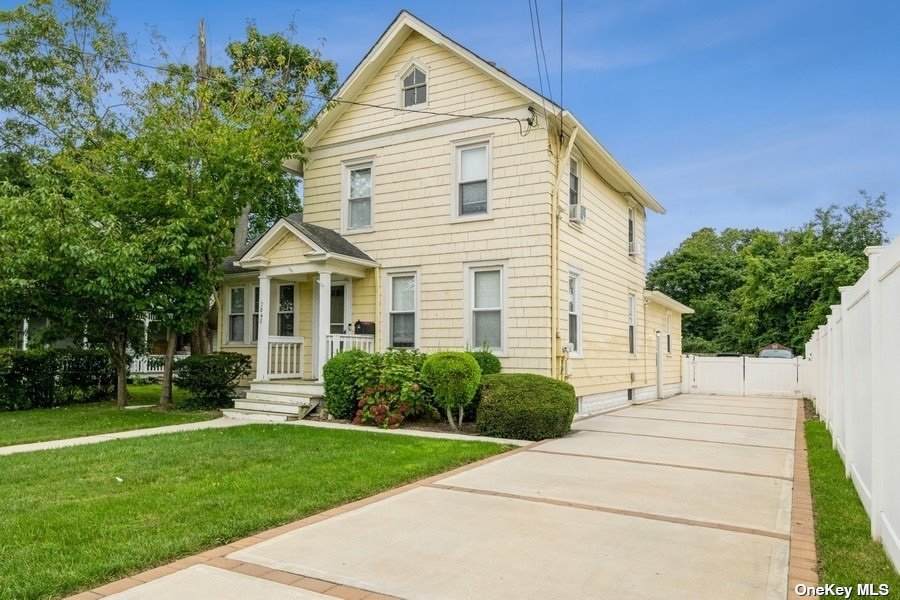 2848 Grand Avenue - Photo 1