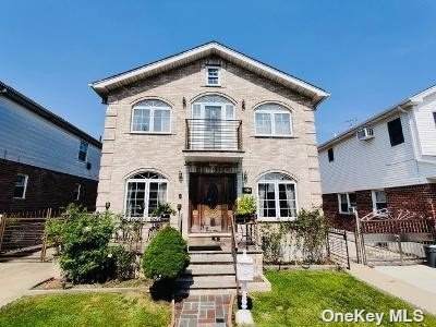 200-07 46 Road - Photo 1