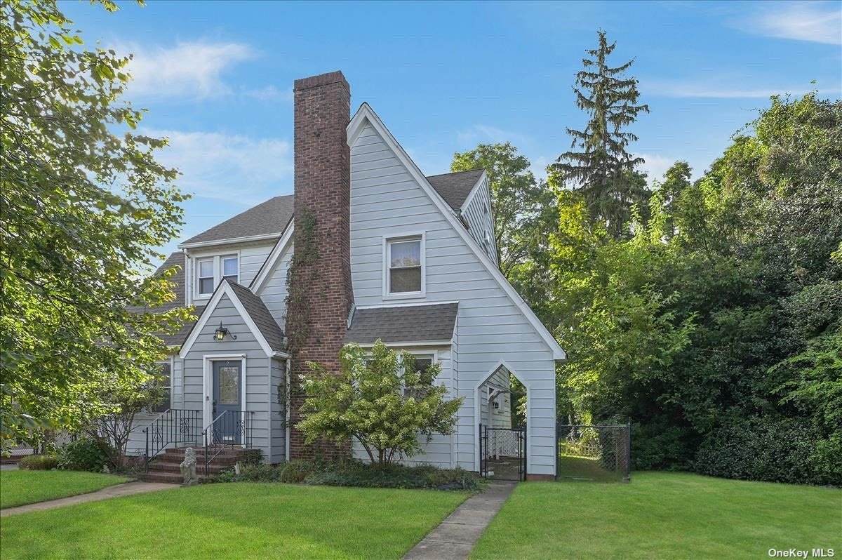8 Meade Street - Photo 1