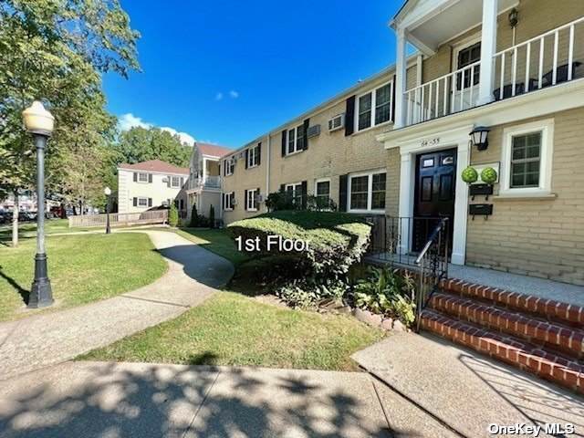 64-35A Springfied Boulevard - Photo 1