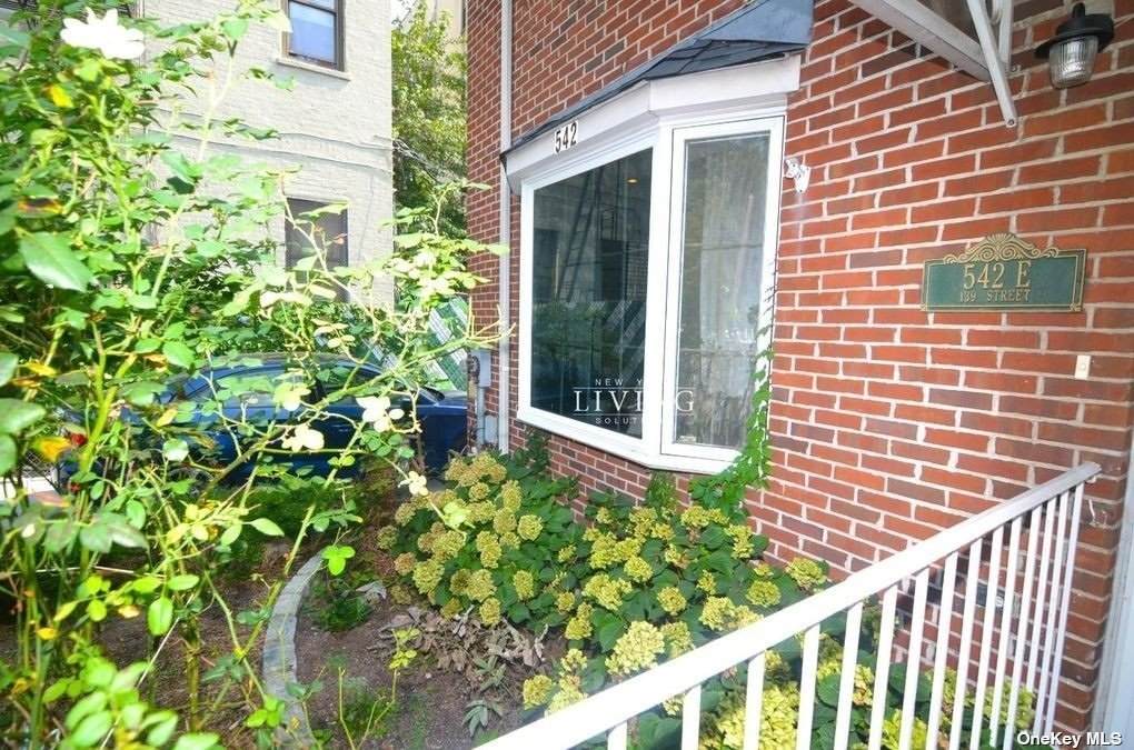 542 E. 139 Street - Photo 1