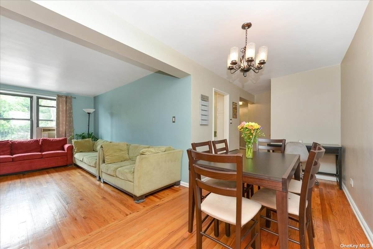 83-75 Woodhaven Boulevard - Photo 1