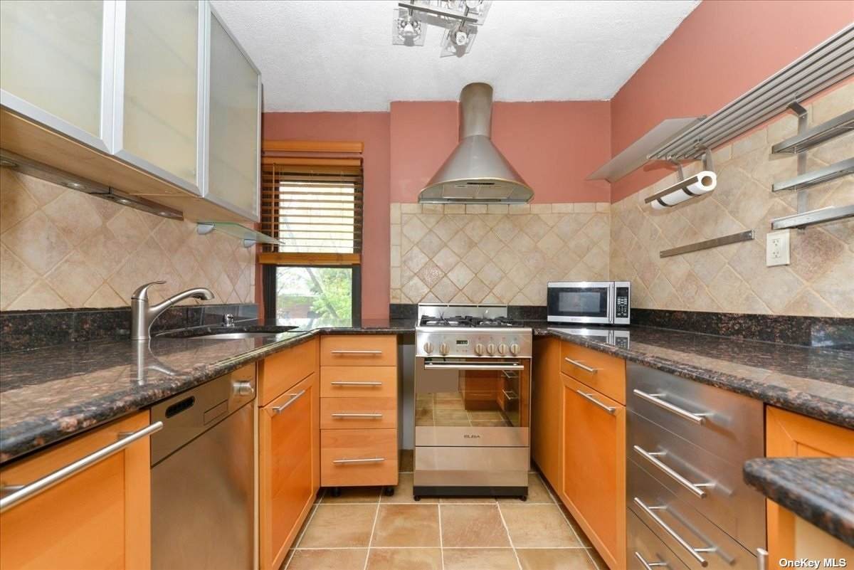 144-40 77th Road - Photo 1