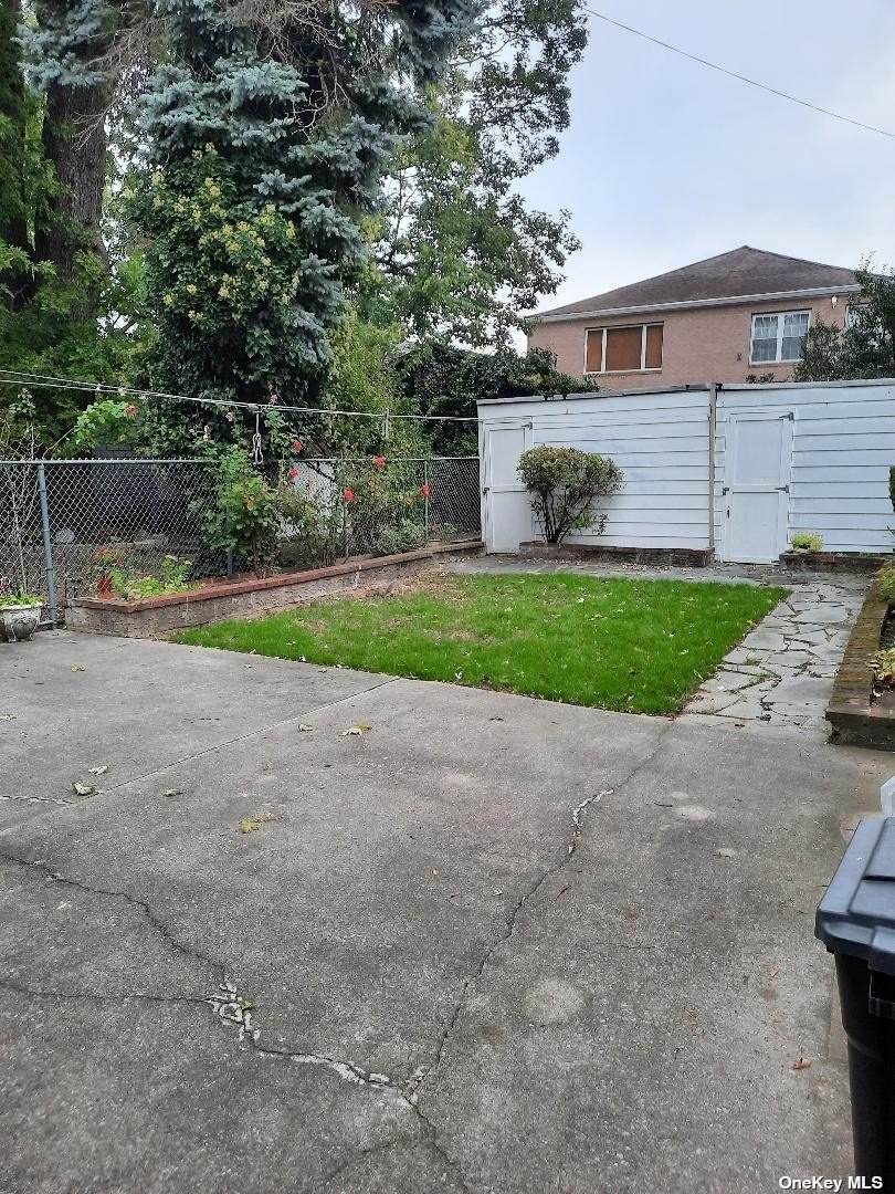 22-23 124th Street - Photo 1