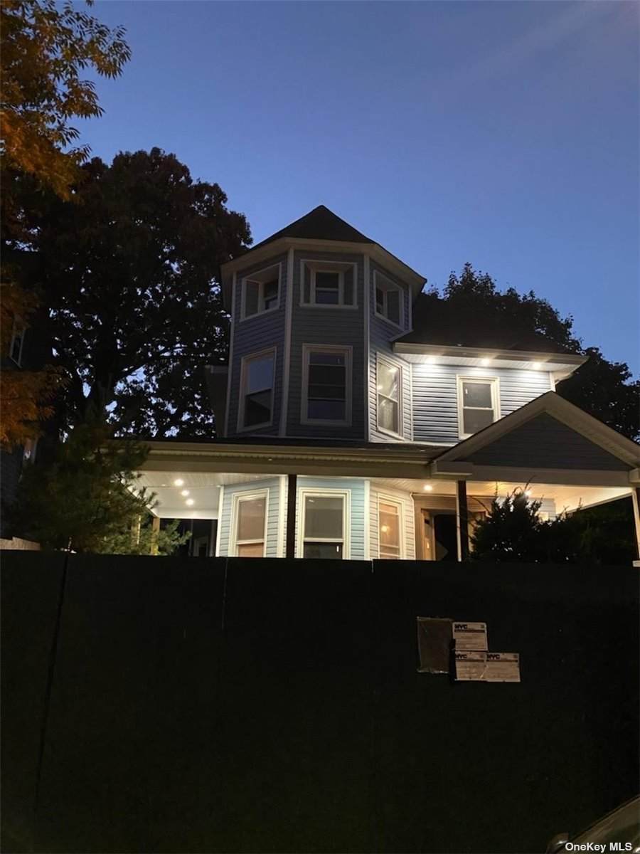 674 22nd Street - Photo 1