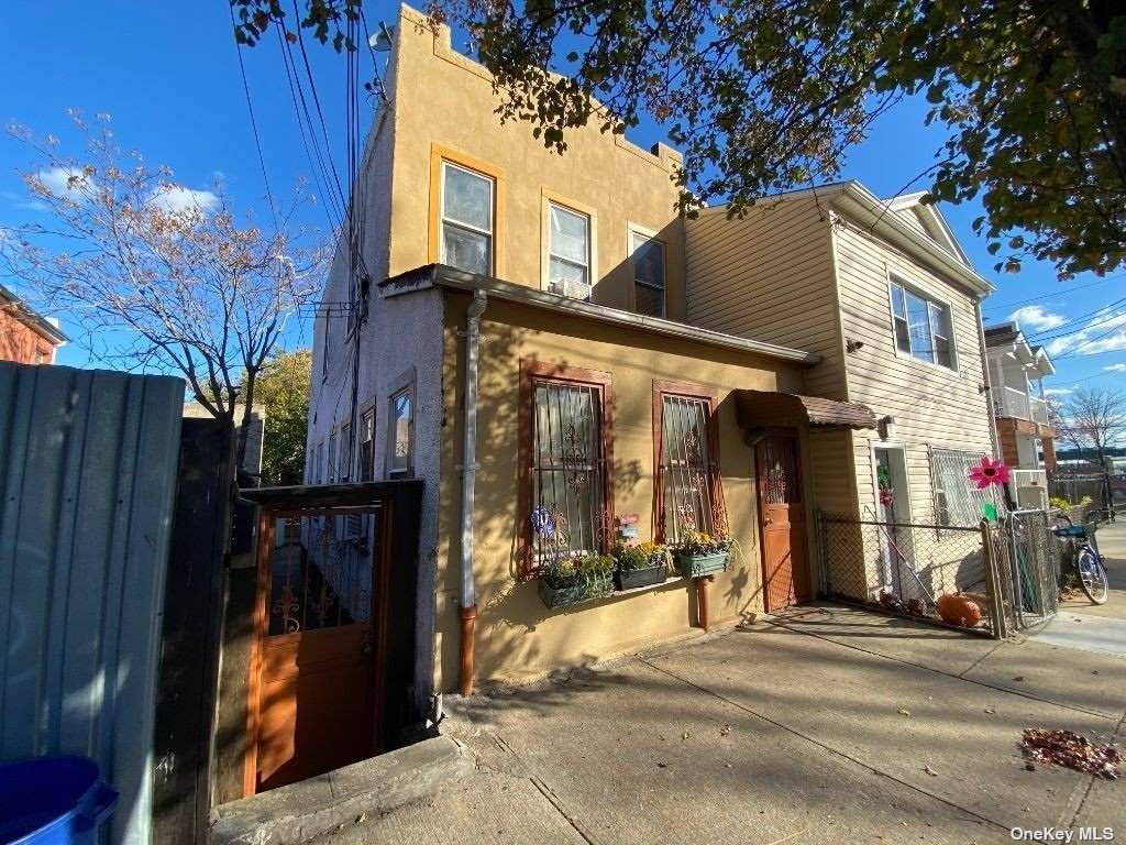 1011 Hemlock Street - Photo 1