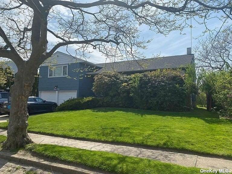 69 Tioga Avenue - Photo 1