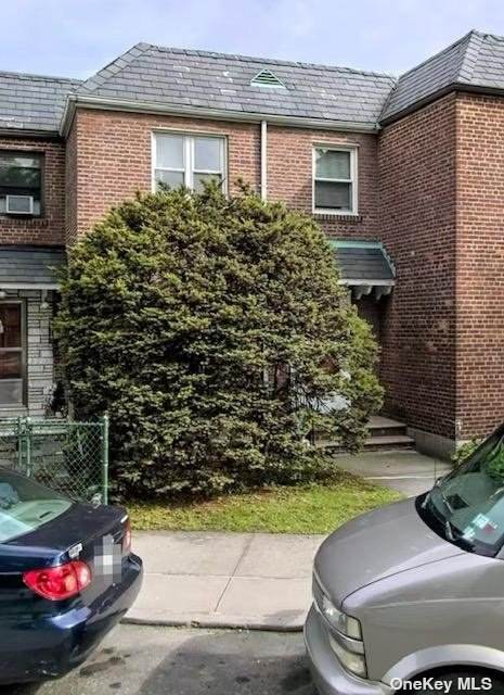 8934 74 Avenue - Photo 1