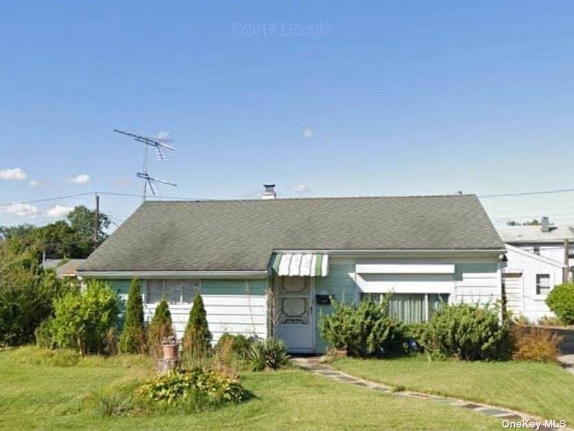 4184 Hicksville Road - Photo 1