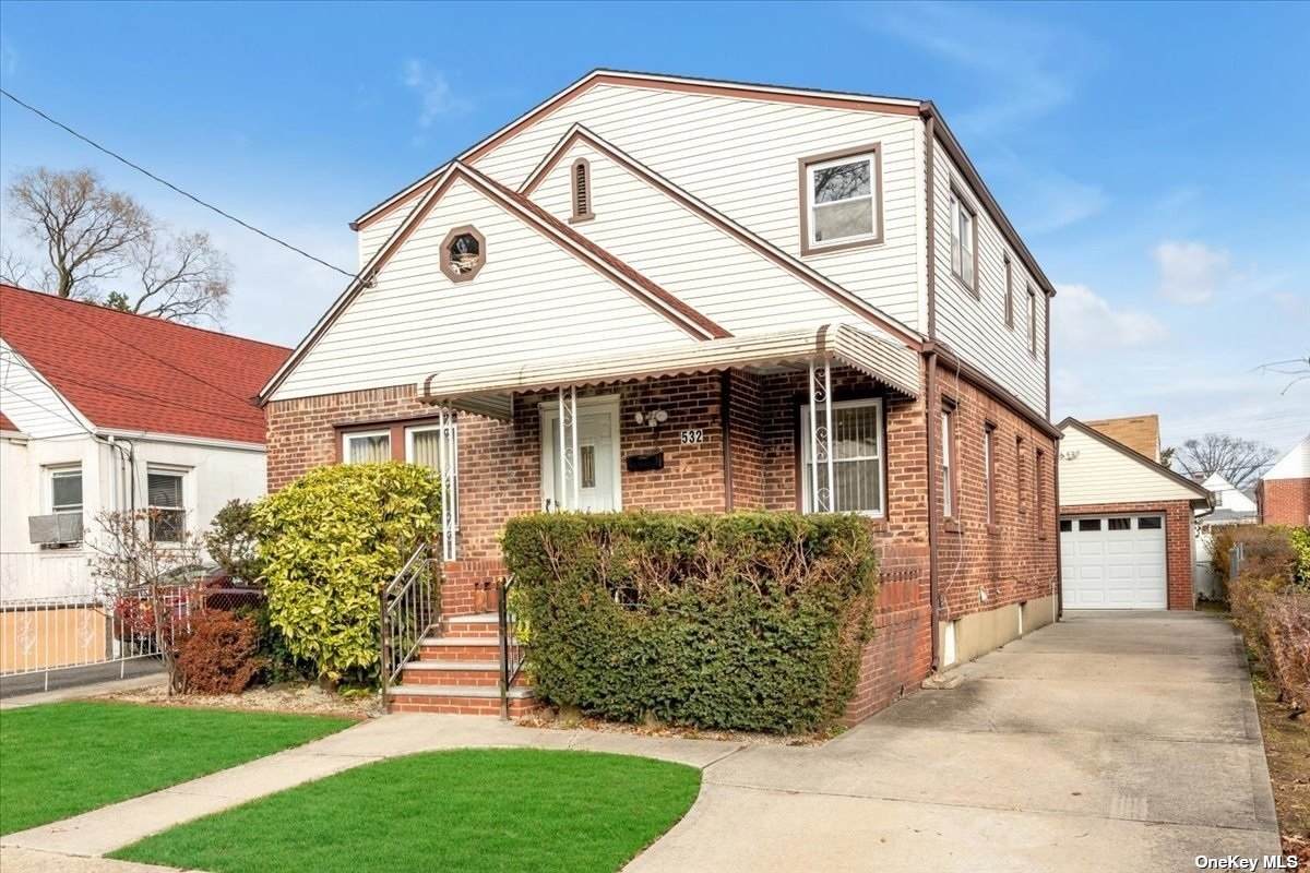 532 3rd Street - Photo 1