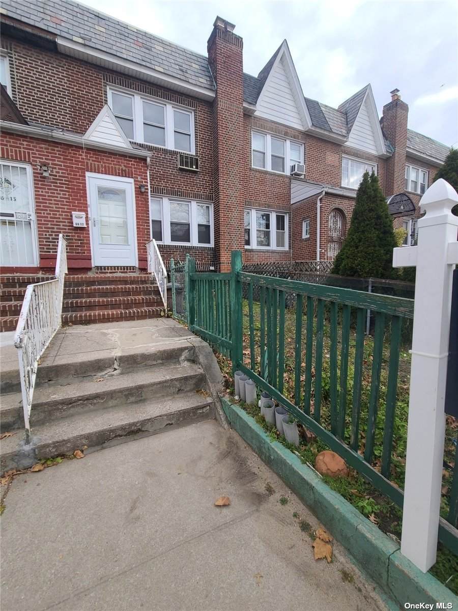 66-17 Saunders Street - Photo 1