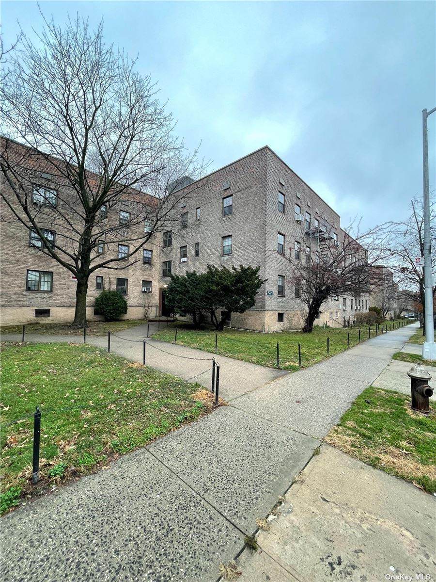 144-21 79 Ave - Photo 1