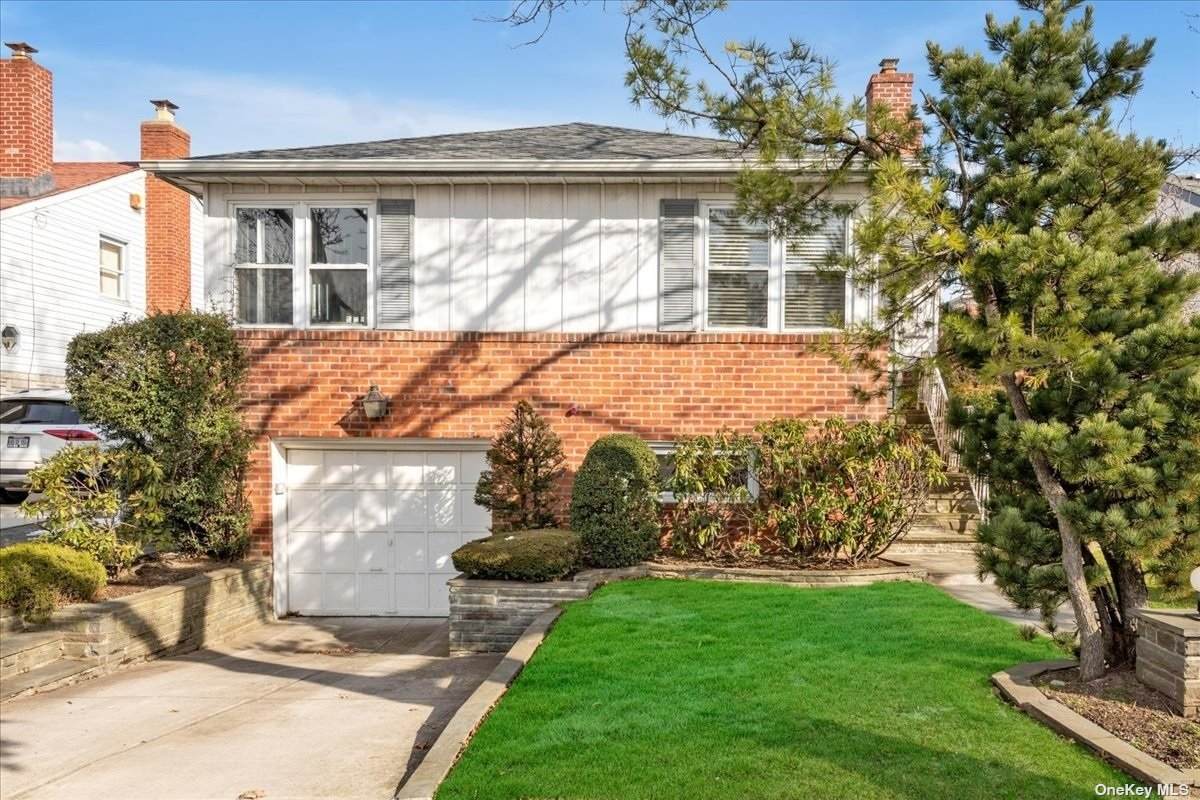 28-15 Corporal Kennedy Street - Photo 1