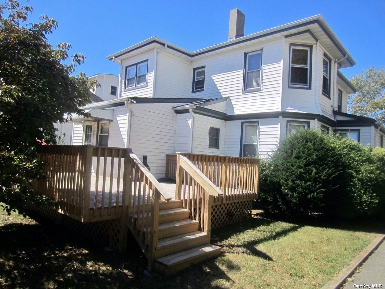 8 1st Street - Photo 1