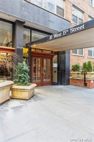 10 15th Street - Photo 1