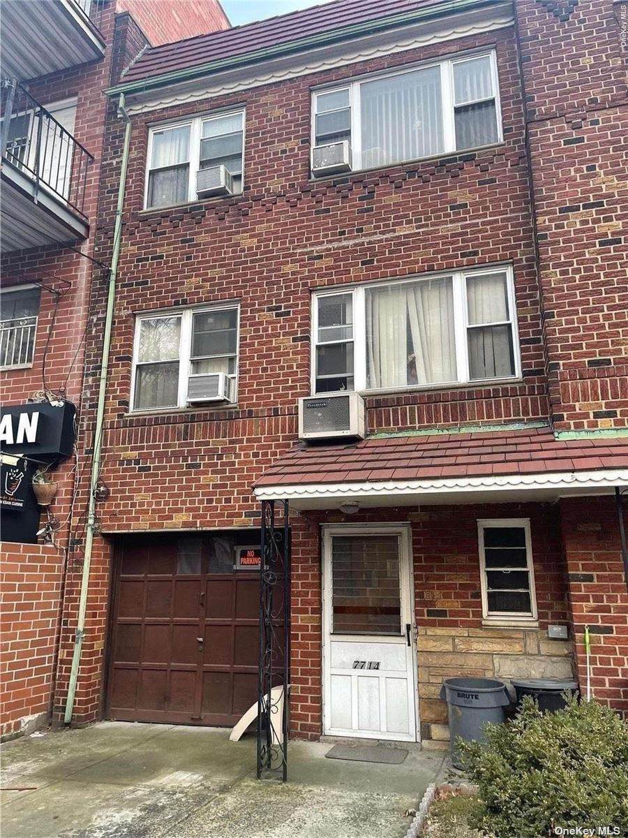 77-14 Woodside Avenue - Photo 1