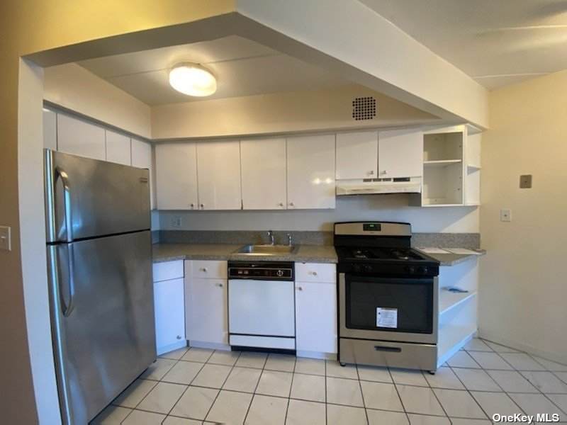 130-14 60 Avenue - Photo 1