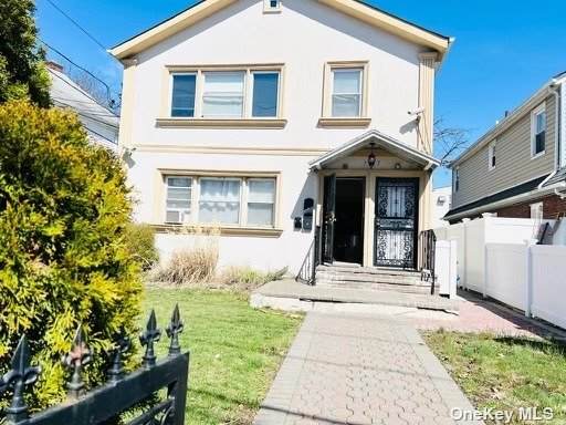 727 Front Street - Photo 1