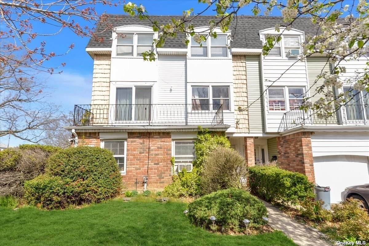 214-03 16 Avenue - Photo 1