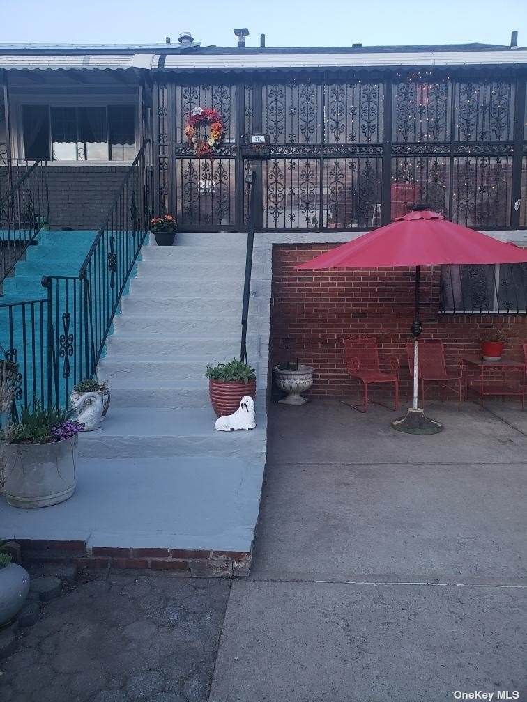 312 Beach 42nd Street - Photo 1