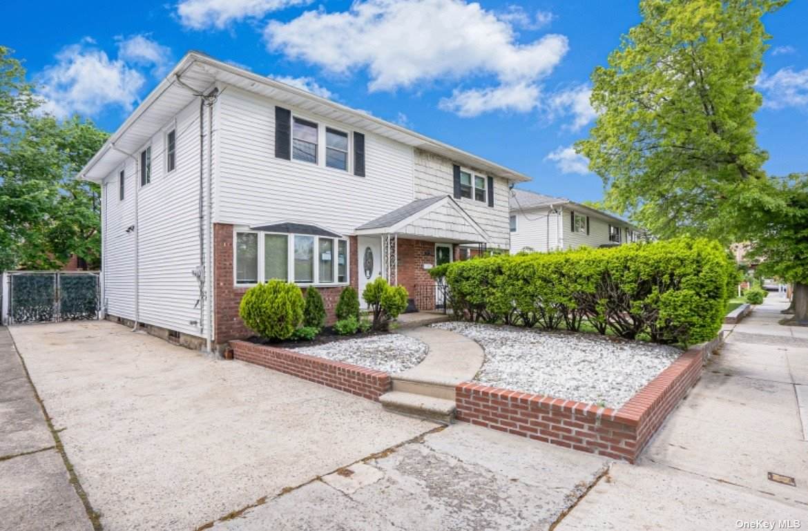 57-22 Little Neck Parkway - Photo 1