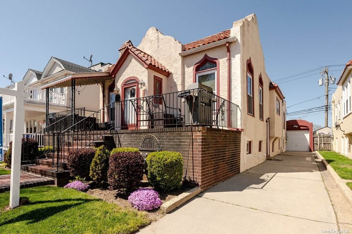 321 Walnut Street - Photo 1