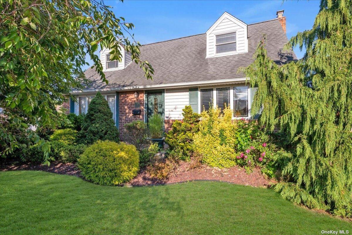 21 Douglas Drive - Photo 1