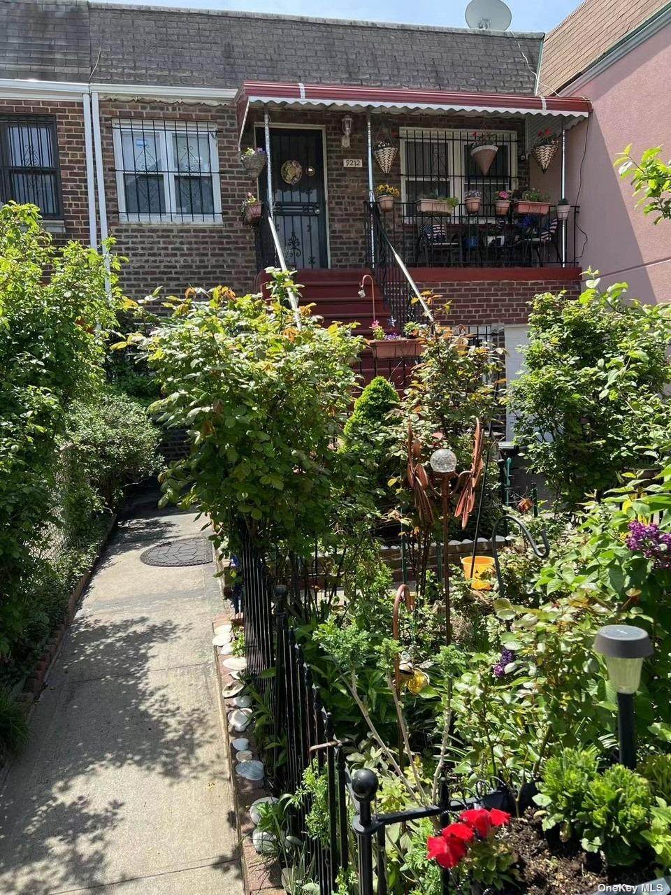 92-12 32 Avenue - Photo 1
