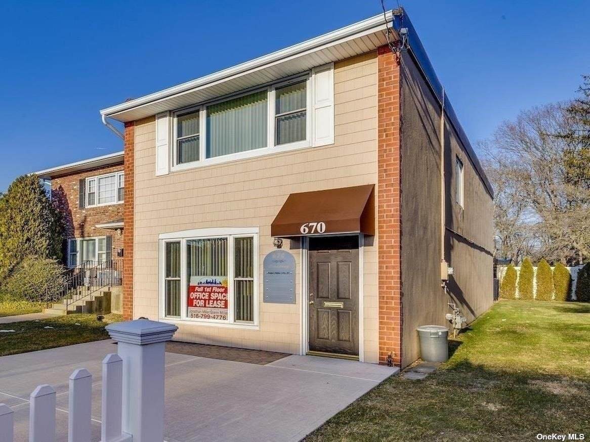 670 Broadway - Photo 1