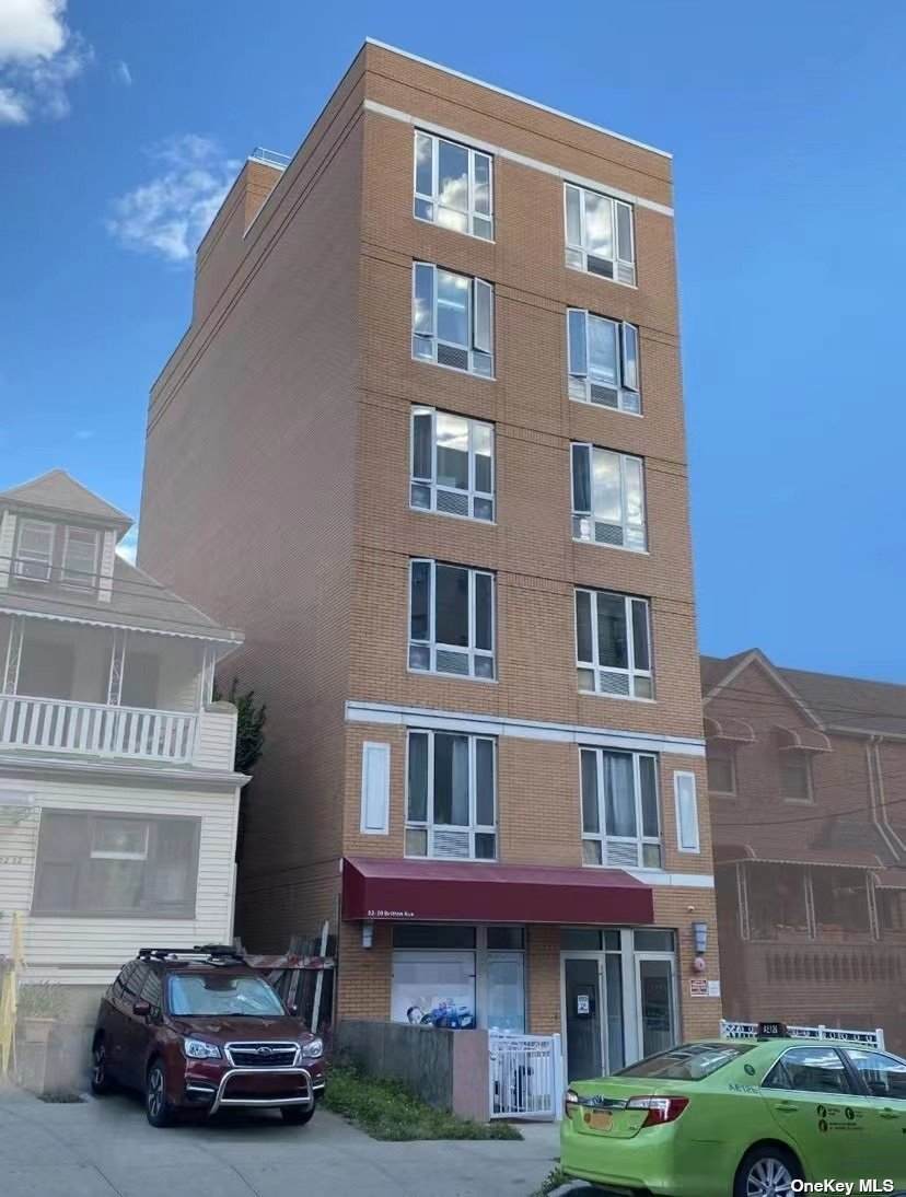 82-20 Britton Avenue - Photo 1